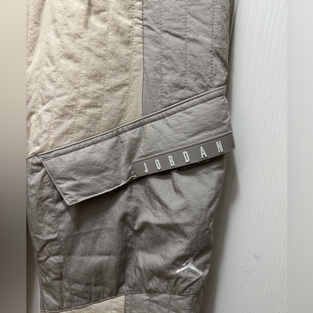 Jordan Women's‎ Cream and Gray Track Pants - Picture 8 of 10